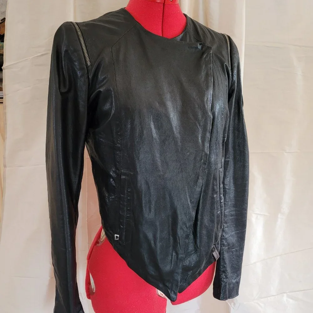 Rudsak short black leather jacket size small - Picture 5 of 7